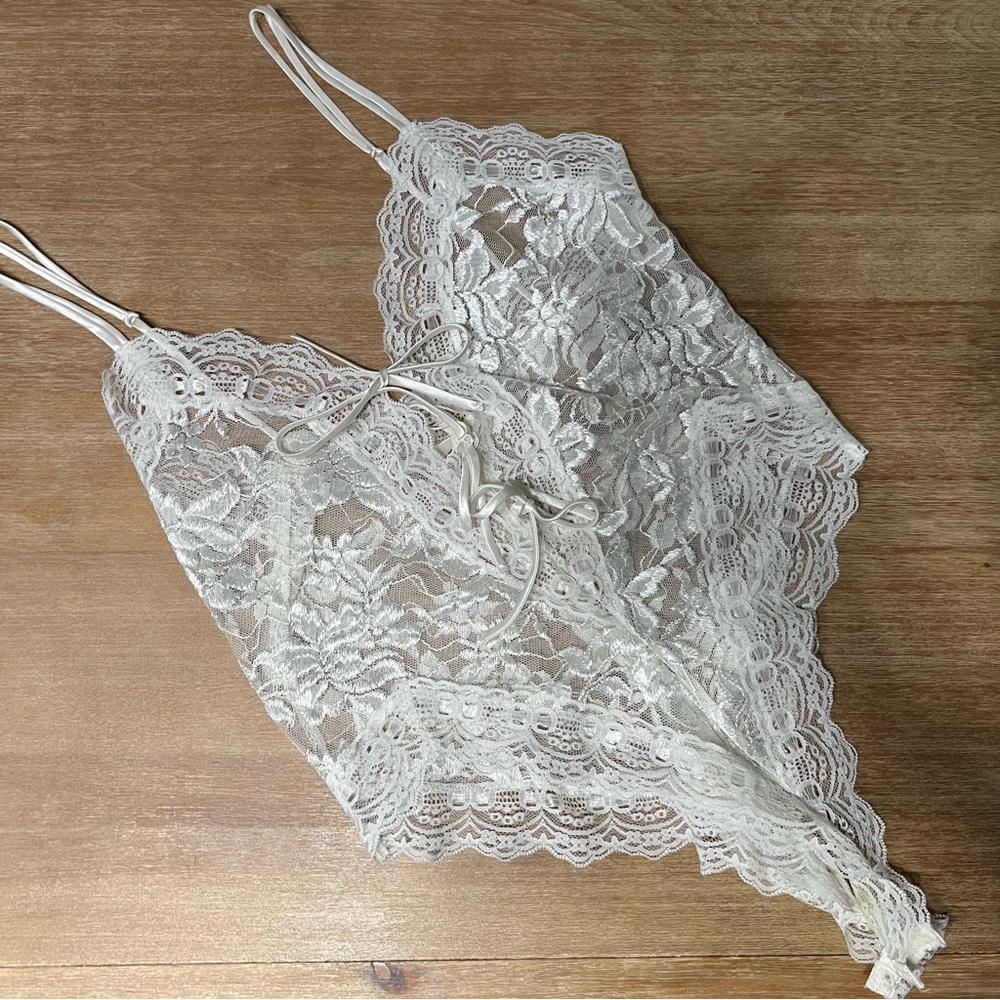 Victoria's Secret Vintage Cream Lace Bodysuit M